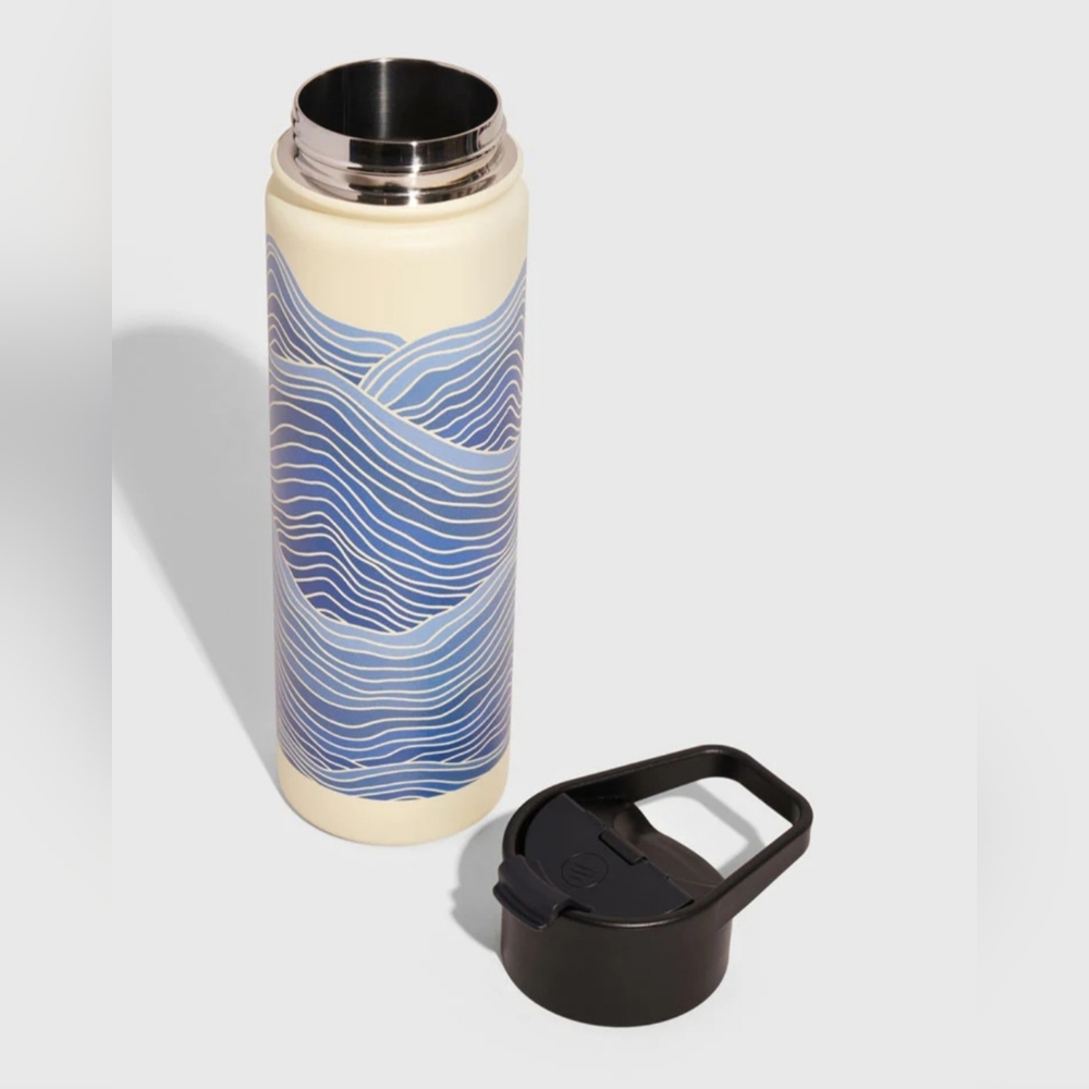 United By Blue 22oz  Insulated Steel Bottle